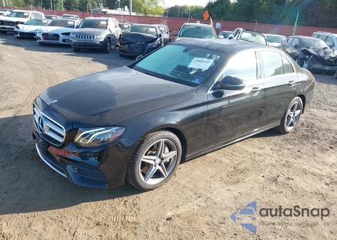 2017 Mercedes-Benz E 300 4Matic из США, поврежденный, VIN WDDZF4KBXHA084741